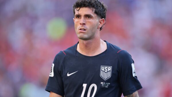 Christian Pulisic suffered fractured leg in USA’s World Cup loss to Belgium
