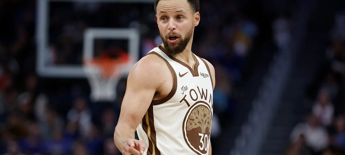 Stephen Curry urged to leave ‘biggest losers’ Golden State Warriors after LeBron James failure