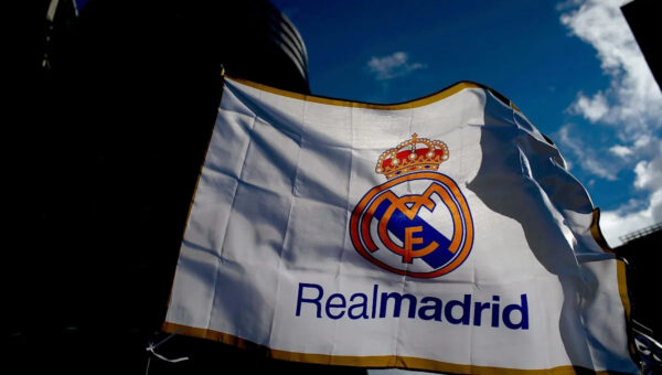 Report: The reason behind Real Madrid issuing official statements to deny transfer rumours
