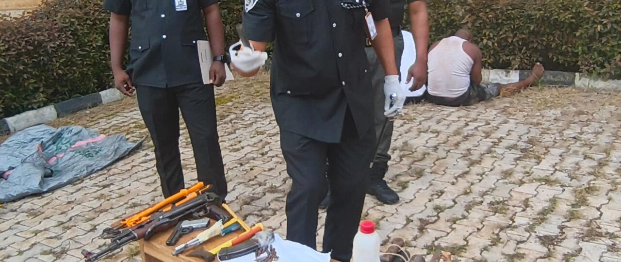 Ondo: Police nab interstate robbers, recover, beretta pistol