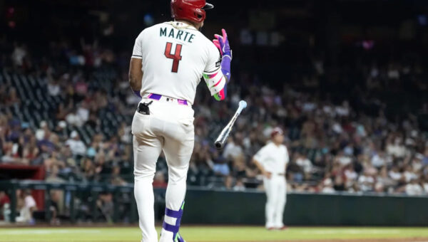 Giant Win Streak Continues: Dbacks 8, Giants 2