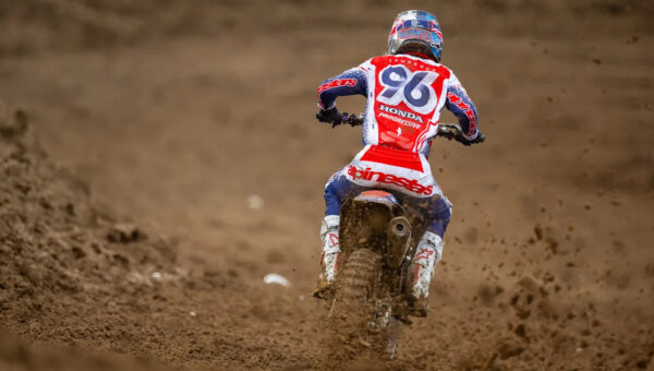 Hunter Lawrence wins Washougal 450 National after Jett Lawrence crashes, penalized