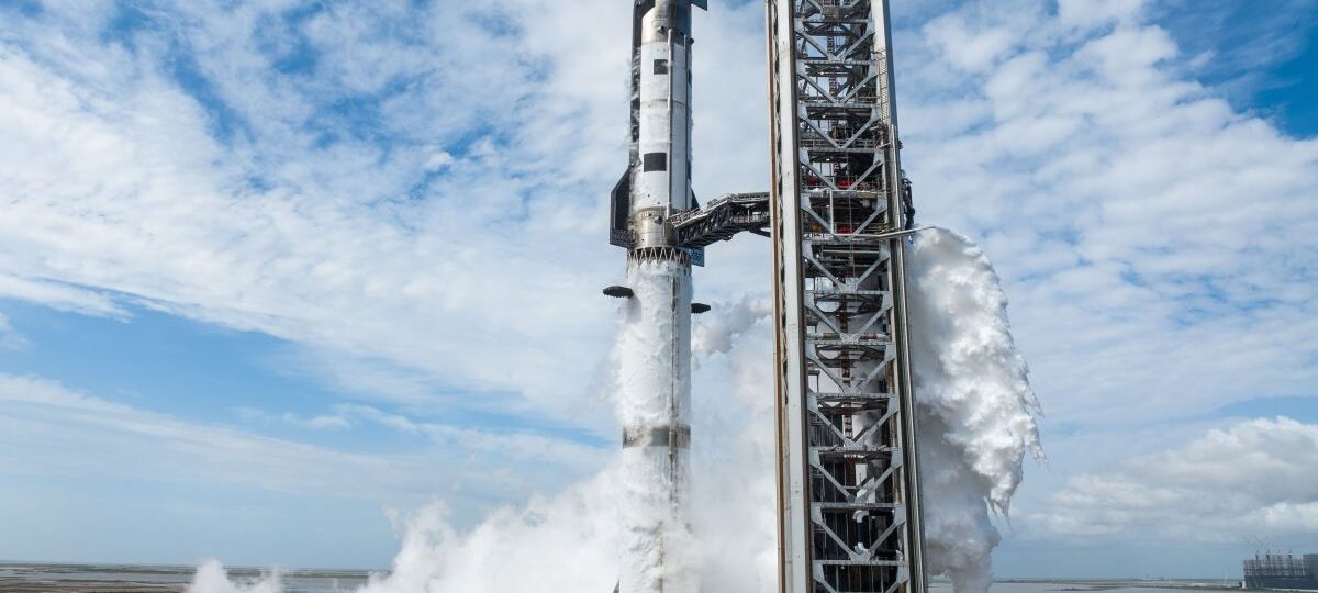 SpaceX cleared to fly Starship again after booster failure in May