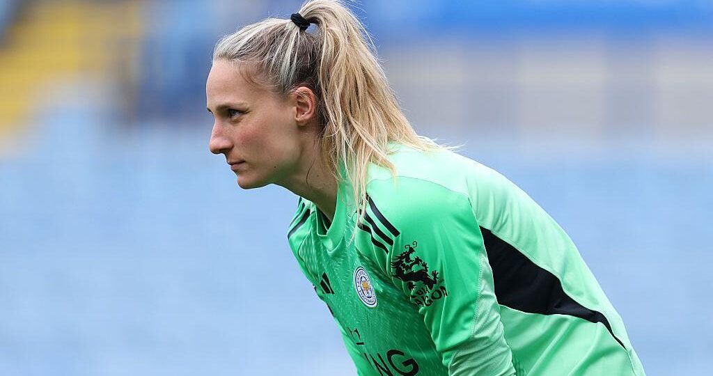 Man Utd bring in Leicester goalkeeper Leitzig