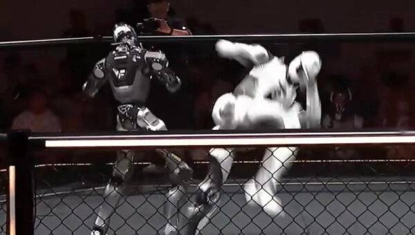 Midnight Mania! Robo MMA Fight Ends With Decapitation