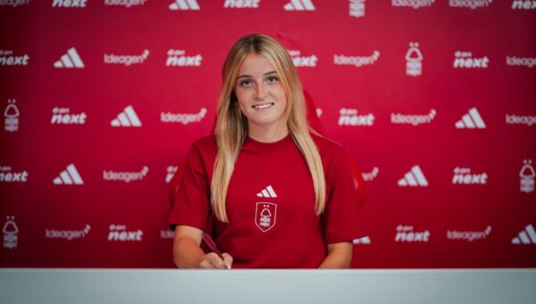 Nottingham Forest sign Chelsea forward Shooter on loan