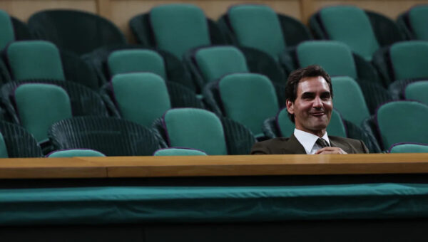 How are famous faces invited into Wimbledon’s royal box?