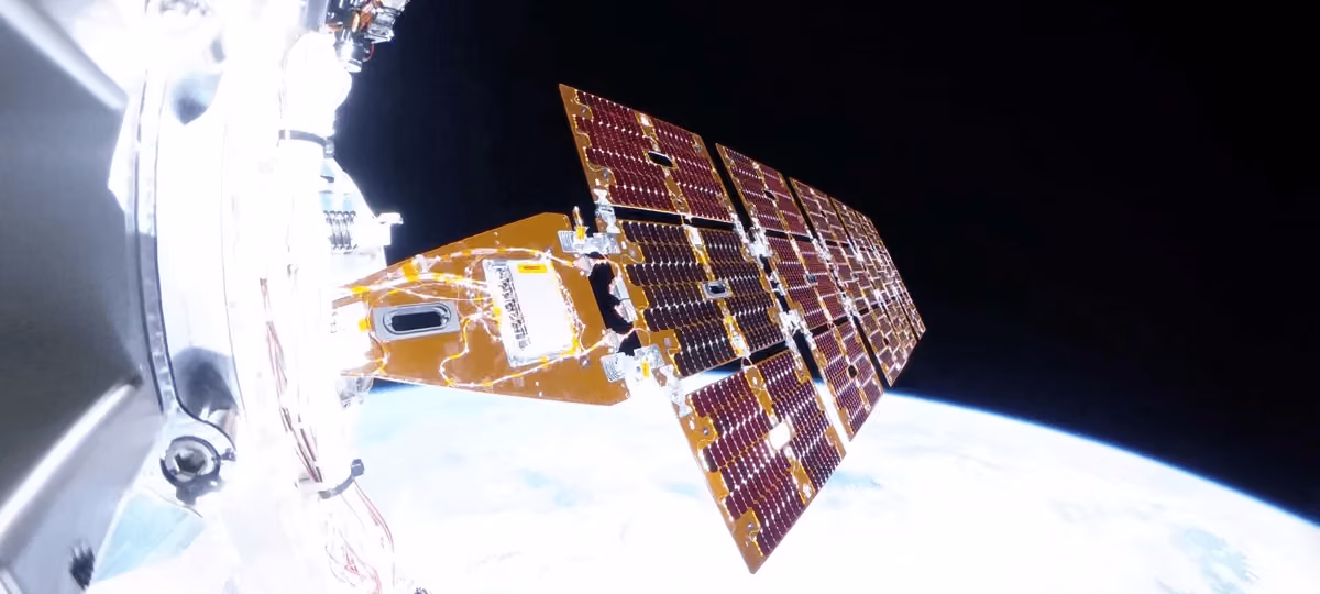 The robot NASA hired to lift a orbital telescope is tumbling out of control