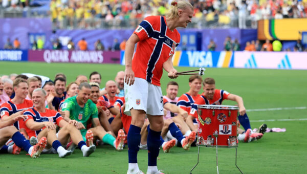 Is it still the World Cup? Haaland just keeps on rowing