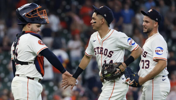 Former Astros pitcher, 30, announces immediate retirement from baseball