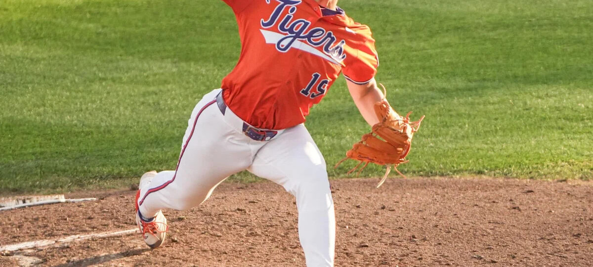 Reacting to Clemson star turning down MLB for one more season with Tigers