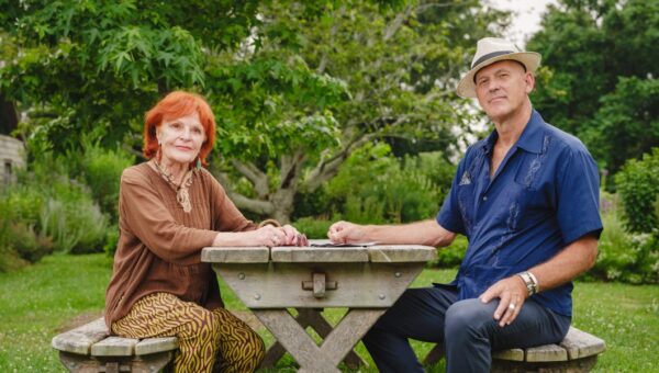 Inside the war over leaf blowers tearing millionaire Hamptons homeowners apart