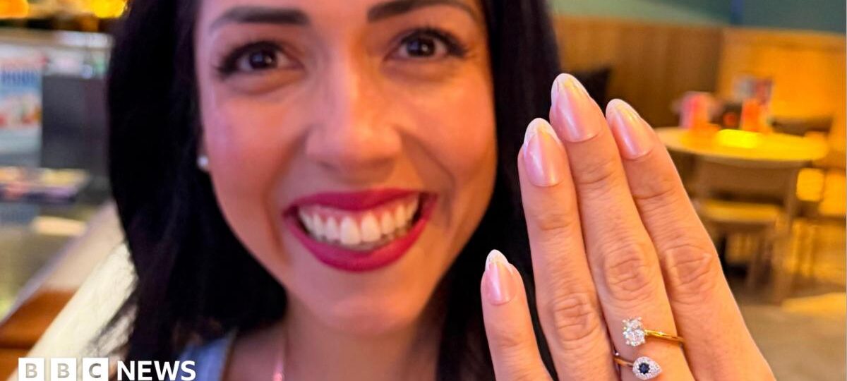 'I wear it on my middle finger': The rise of the defiant divorce ring