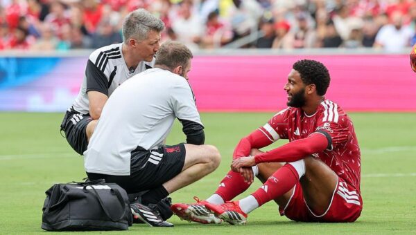 ‘Worst news’ for Iraola as Gomez injured in pre-season opener