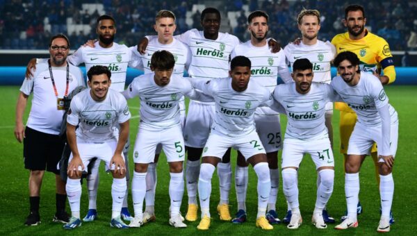 Experienced midfielder has interest from Leeds and Ligue 1 – but will wait and see