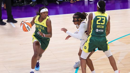 Flau’jae Johnson relishes in her moments