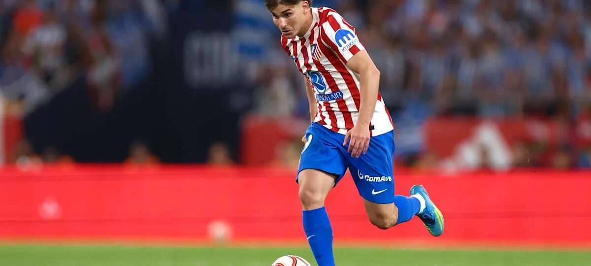 Key reasons why Hansi Flick believes Julian Alvarez is Barcelona’s perfect signing