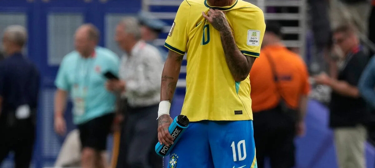 Neymar says he is done playing for Brazil after Norway loss