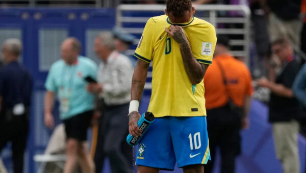 Neymar says he is done playing for Brazil after Norway loss