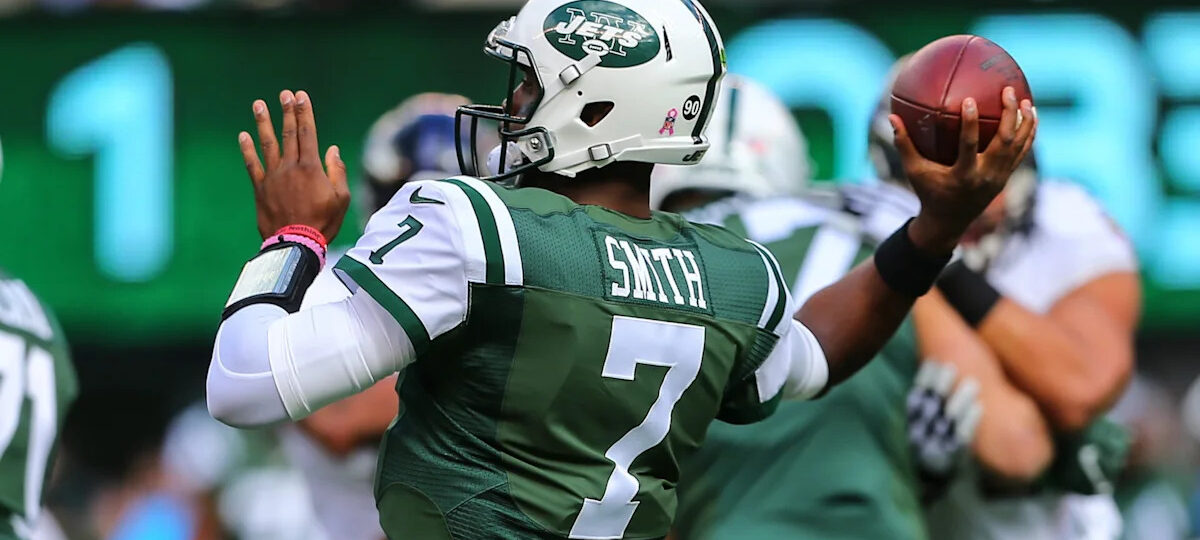 Geno Smith "hates" the fact that he created a potential "distraction" for Jets