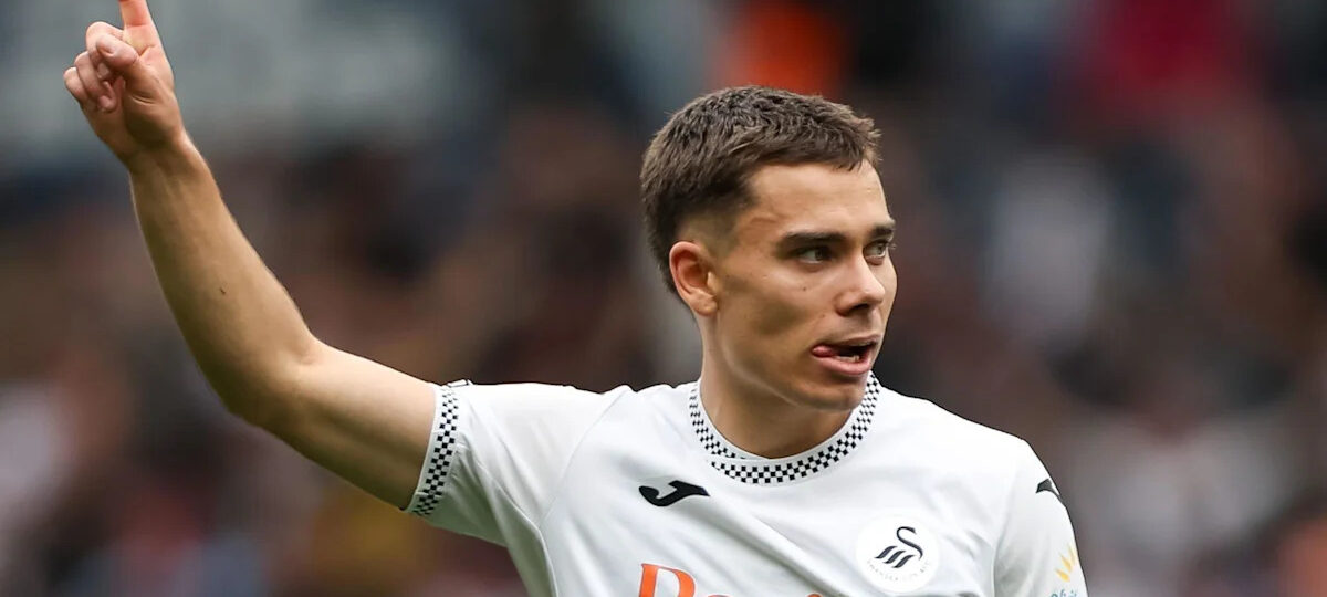 Swansea confirm permanent deal for Walta