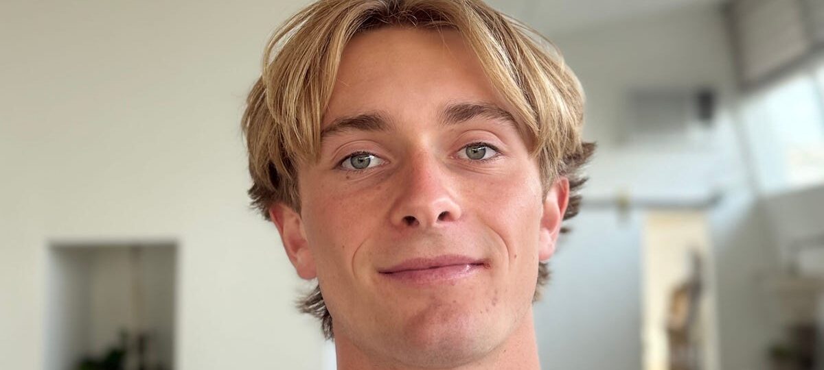 I left college to be an AI content creator for older adults. Now I make six-figures a month from brand deals — here’s how.