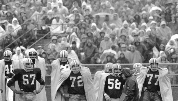 Canton South football legend Dick Himes, a former Packers star, has died
