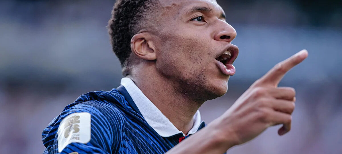 Mbappé scores brace as France overpower Sweden to reach last 16
