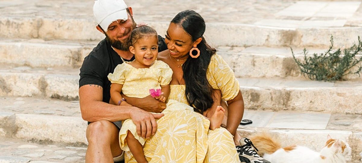 We moved from the US to a Greek island. Here are 5 pros and cons of raising a kid abroad.