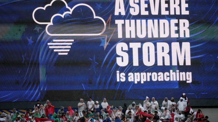 Mexico vs. Ecuador weather updates: Kickoff of knockout stage match delayed due to lightning in Mexico City