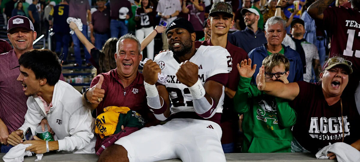 What is the average age of Texas A&M’s 2026 roster among 138 teams?