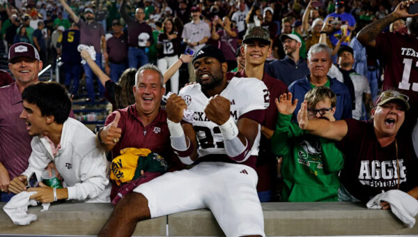 What is the average age of Texas A&M’s 2026 roster among 138 teams?