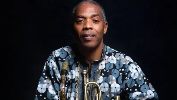 ‘I don’t want problems in my life’ – Femi Kuti declines pictures with Korra Obidi [VIDEO]