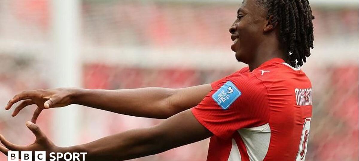 Villa complete club record Manzambi signing