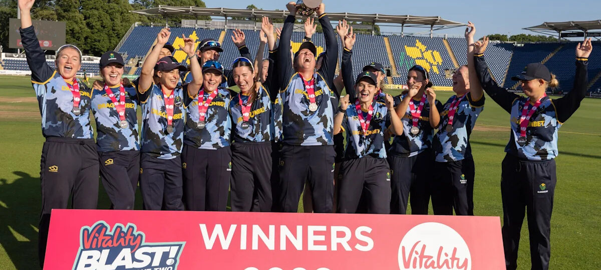 Glamorgan beat Gloucestershire to win first trophy