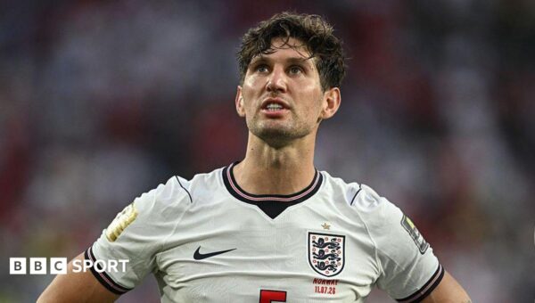 Defender Stones joins Inter Milan on free transfer