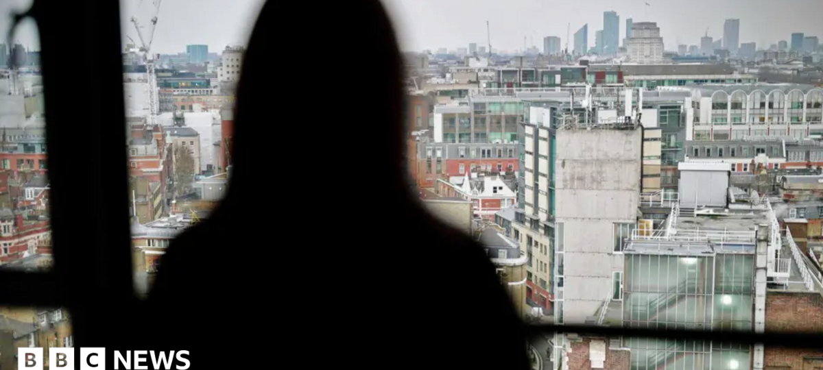 Government offers to meet woman abused by neo-Nazi MI5 agent