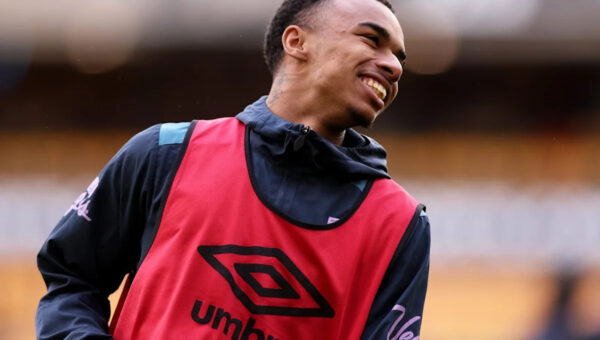 Premier League club rejects two offers from Barcelona for 20-year-old centre-forward – report