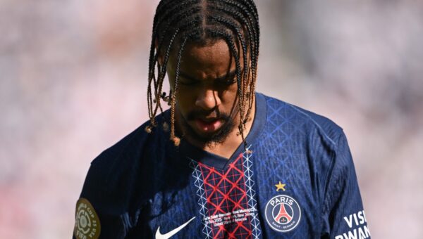 Liverpool told to pay another record fee for Mo Salah replacement