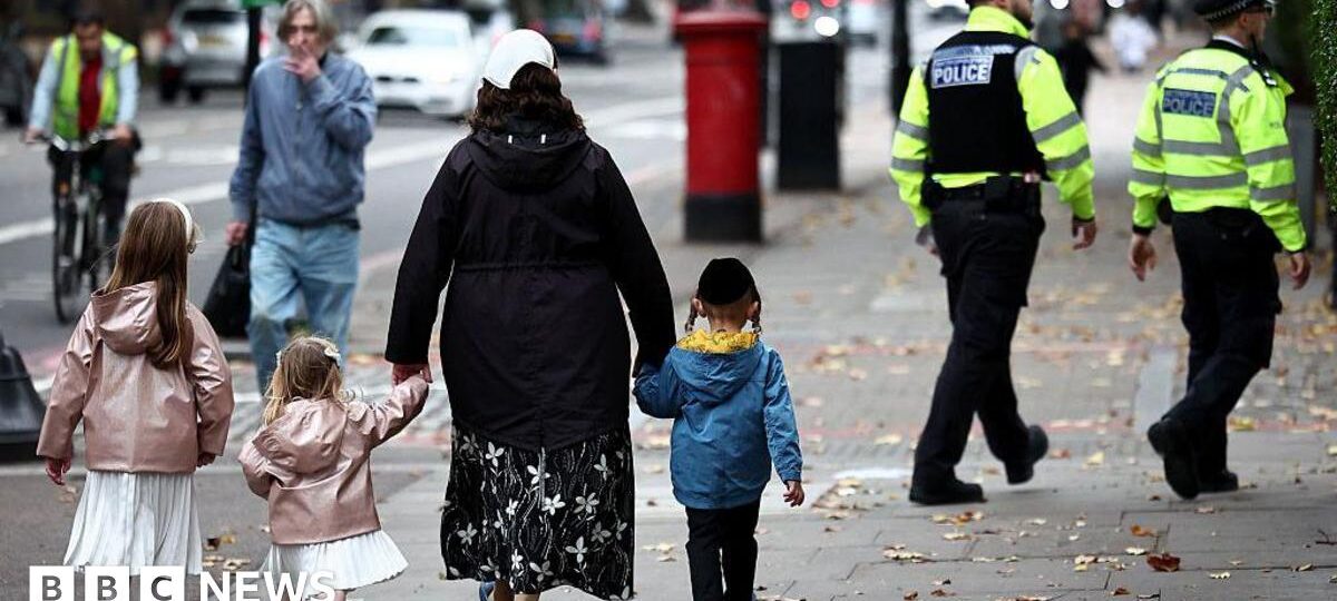 Extra £250m to boost Jewish community safety