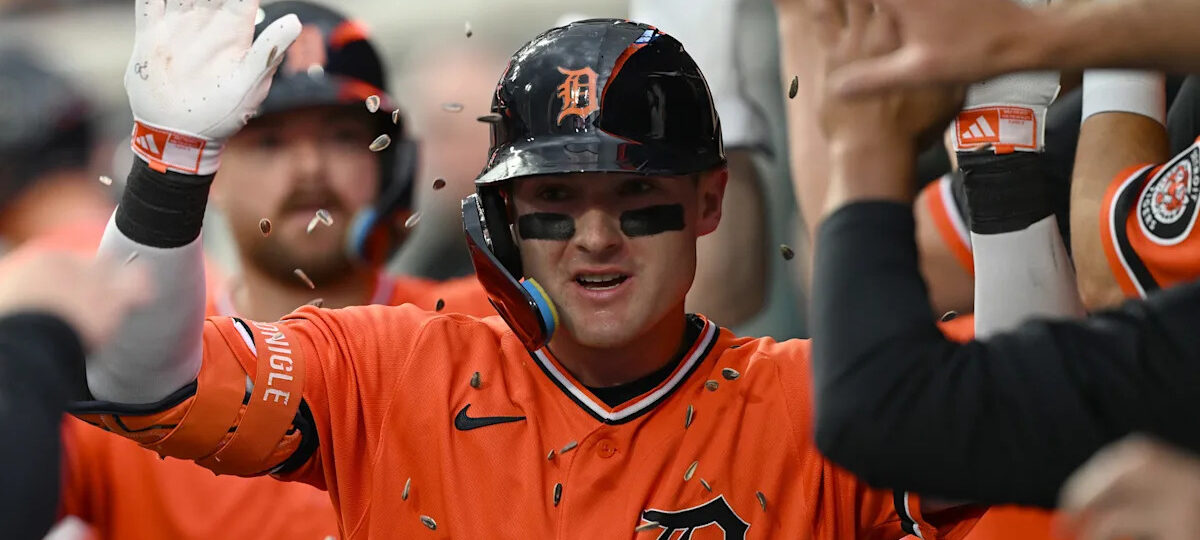 Tigers stay hot, rout Phillies 10-2 for sixth consecutive win