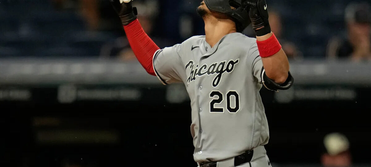 Khalil Watson’s single in the 10th inning gives the Guardians a 4-3 win over the White Sox