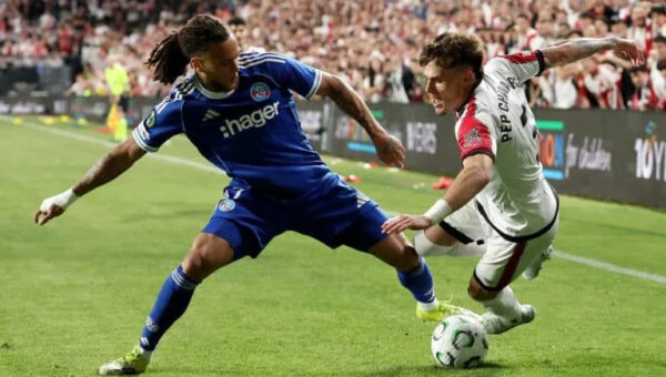 Strasbourg aim high with requested pricetag for Moreira