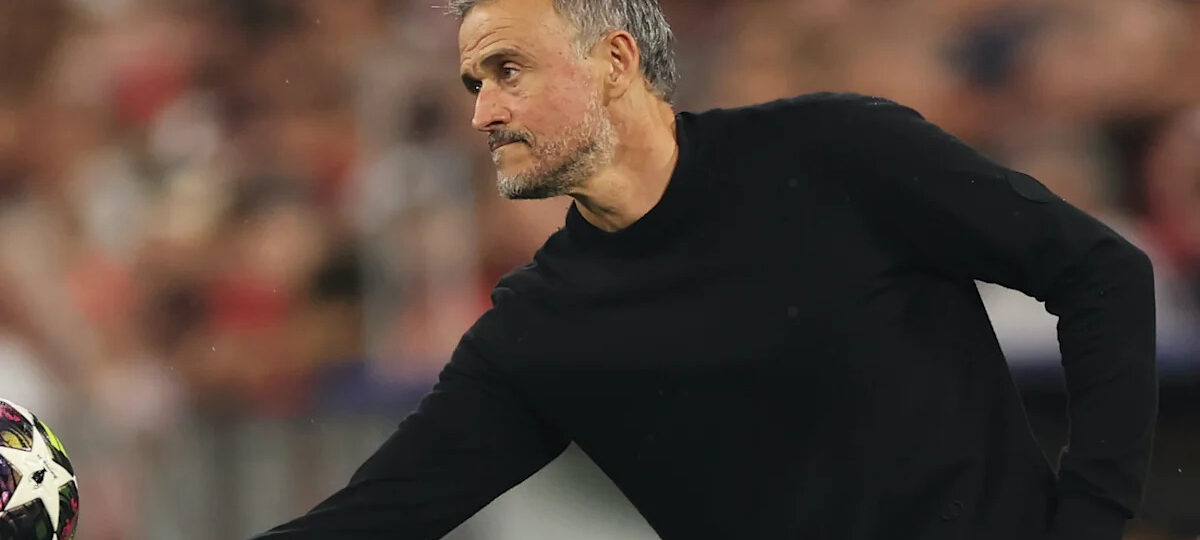 L’Equipe sneak massive coaching news for PSG into an aside