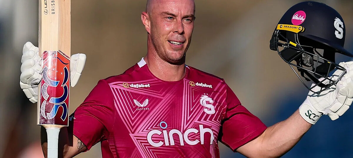Lynn powers Northants into T20 Blast quarter-finals
