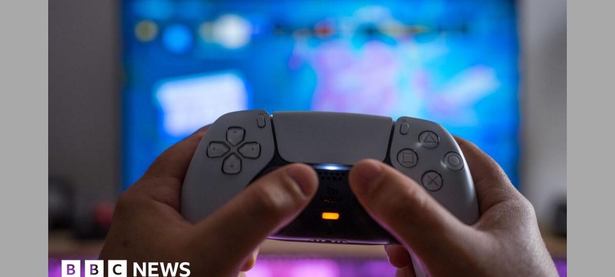 PlayStation Network down, leaving thousands of gamers unable to play