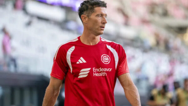 Summer transfer window 2026: Dumfries, Lewandowski and Ramos headline the under-the-radar moves
