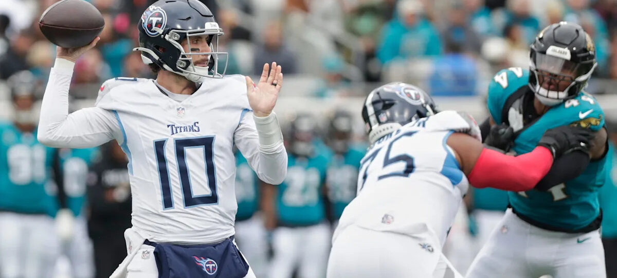 Titans' Dan Moore named most overpaid tackle in the NFL