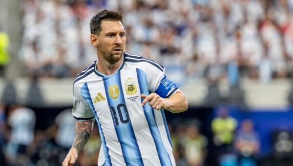 Did Lionel Messi score today? Live updates, stats, highlights from Argentina vs. Switzerland