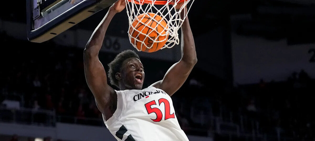 Moustapha Thiam, ex-UC Bearcats center, staying at Michigan | Report